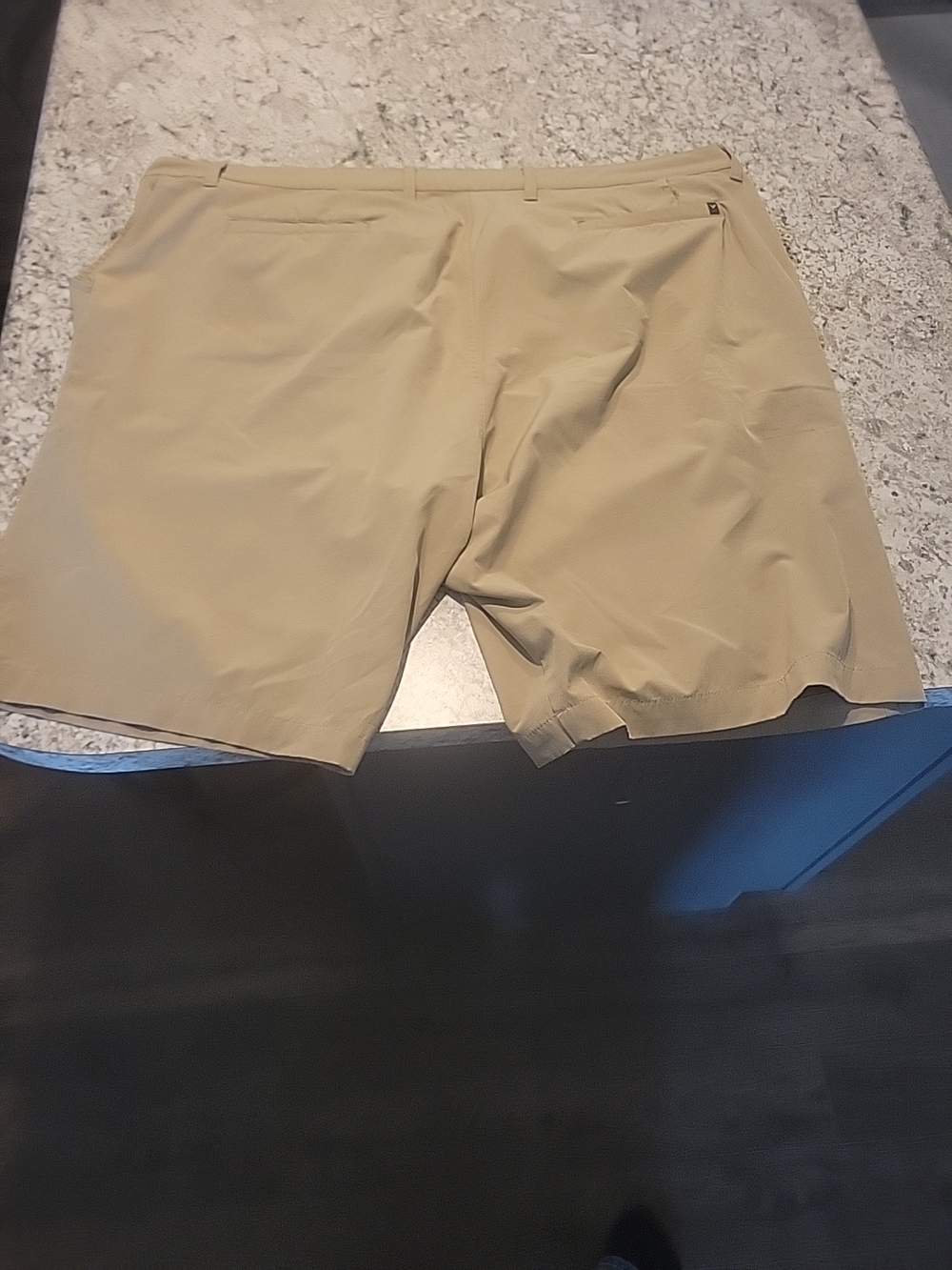 Callaway Men's Khaki Flat-Front Performance Golf Shorts - Picture 8 of 11